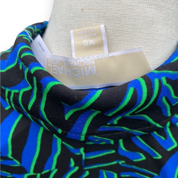 Michael Michael Kors snap front dress - Picture 6 of 9